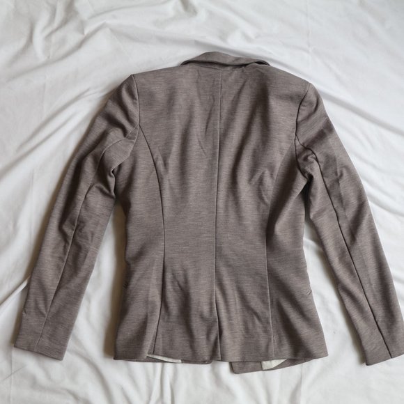 H&M Ladies Light Grey Blazer - Picture 3 of 3